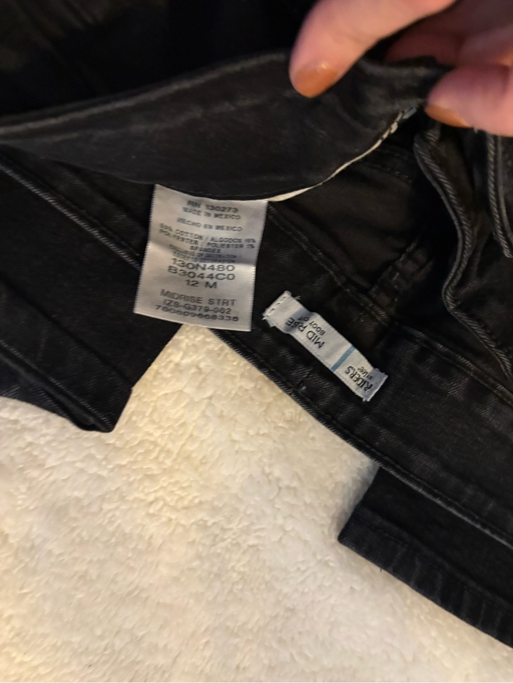 Riders by Lee Women's Black Flare Jeans - Picture 3 of 3